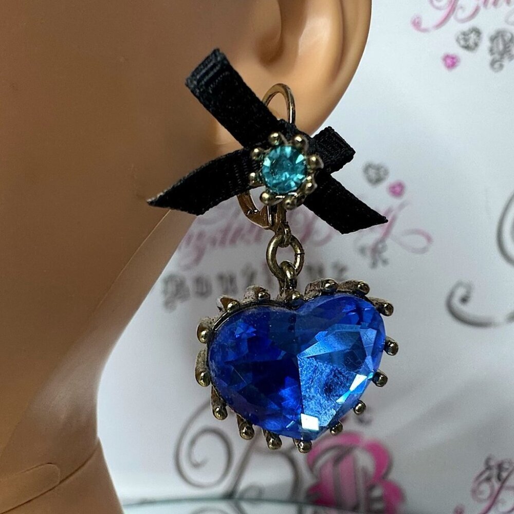 Betsey johnson earrings set blue lagoon jewel hearts bows blue diamonds heart